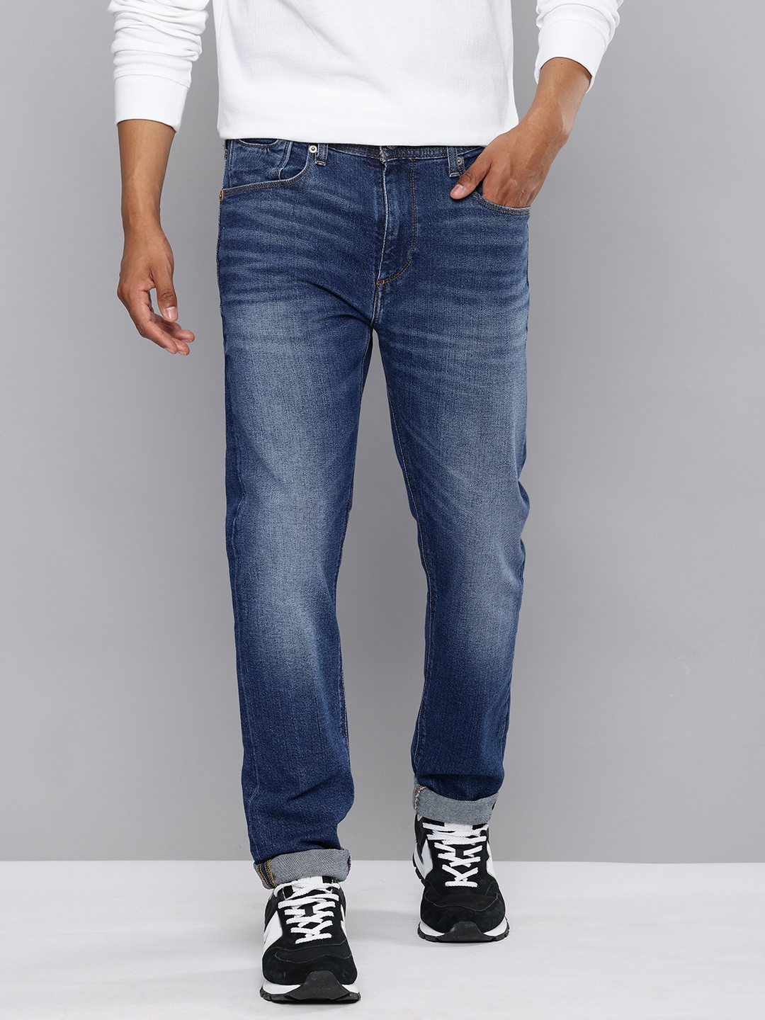 

Levis Men 512 Tapered Fit Heavy Fade Stretchable Jeans, Blue