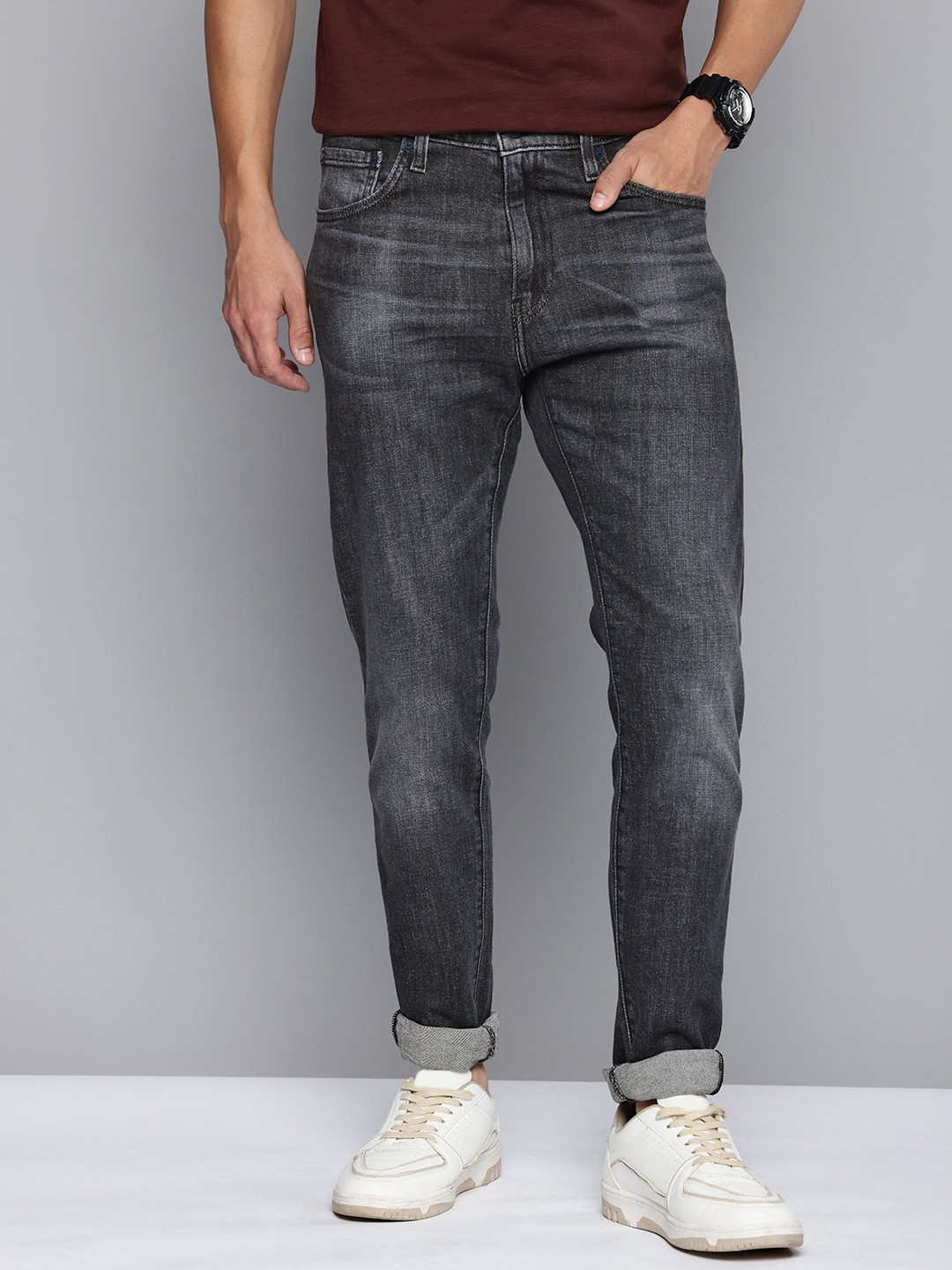 

Levis Men 512 Slim Tapered Fit Light Fade Stretchable Jeans, Grey
