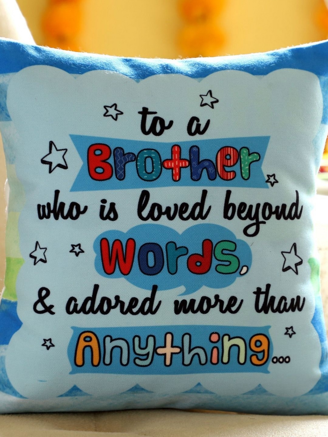 

fnp White & Blue Printed Pre-Filled Cushion