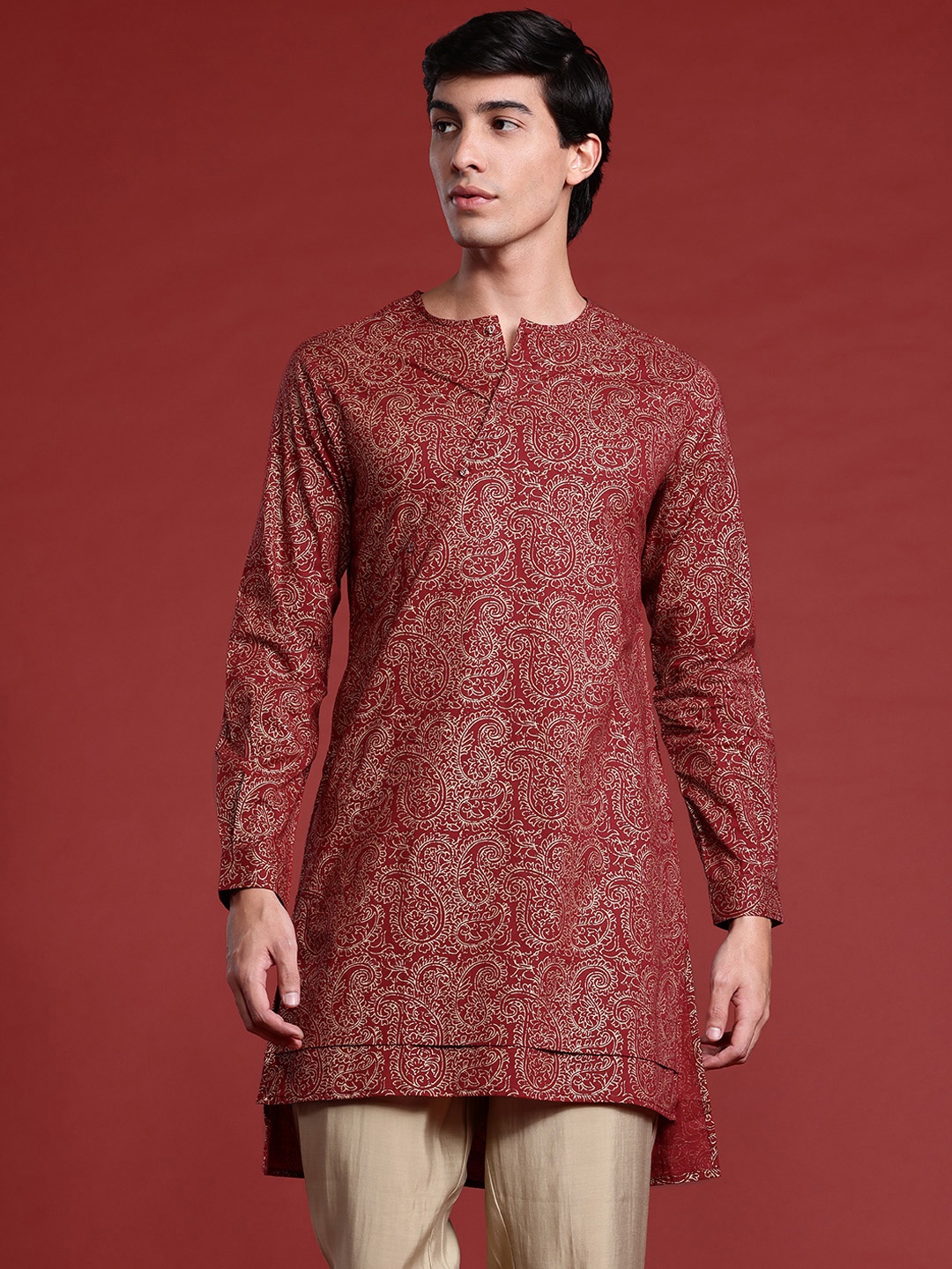 

Anouk Tyohaar Collection Cotton Paisley Print High-Low Kurta, Maroon