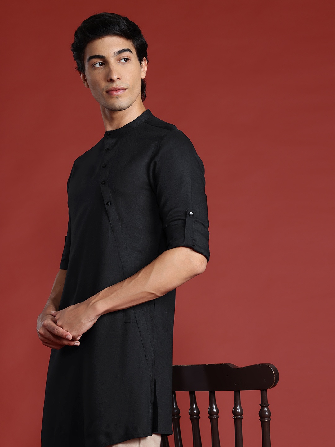 

Anouk Asymmetric Roll-Up Sleeves Kurta, Black