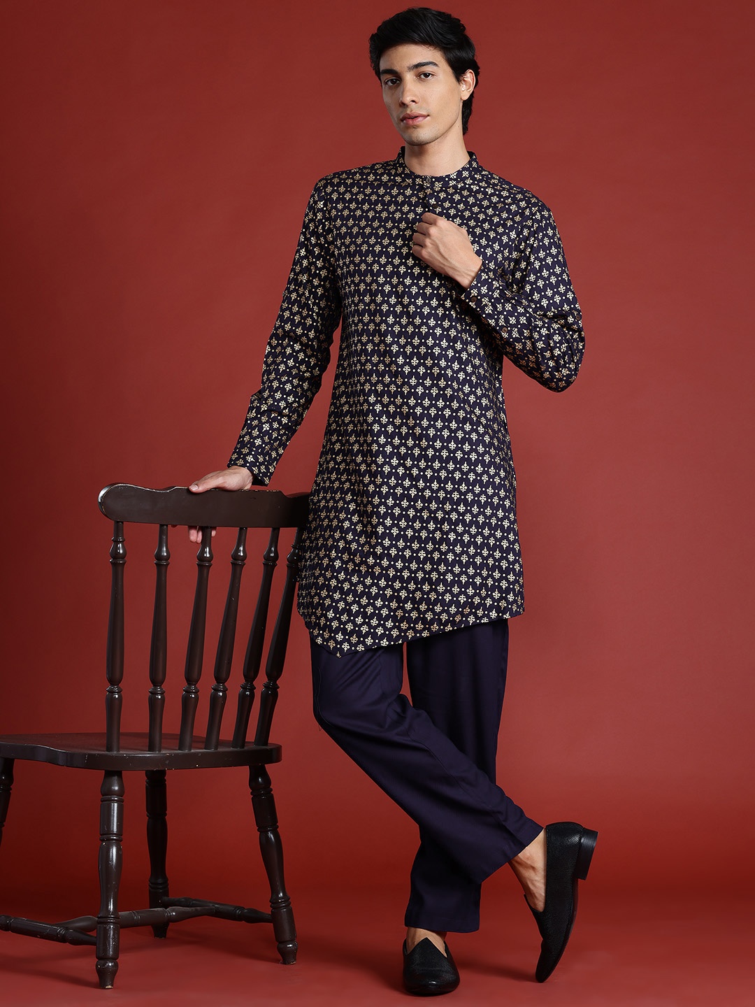 

Anouk Ethnic Printed Kurta Set, Navy blue