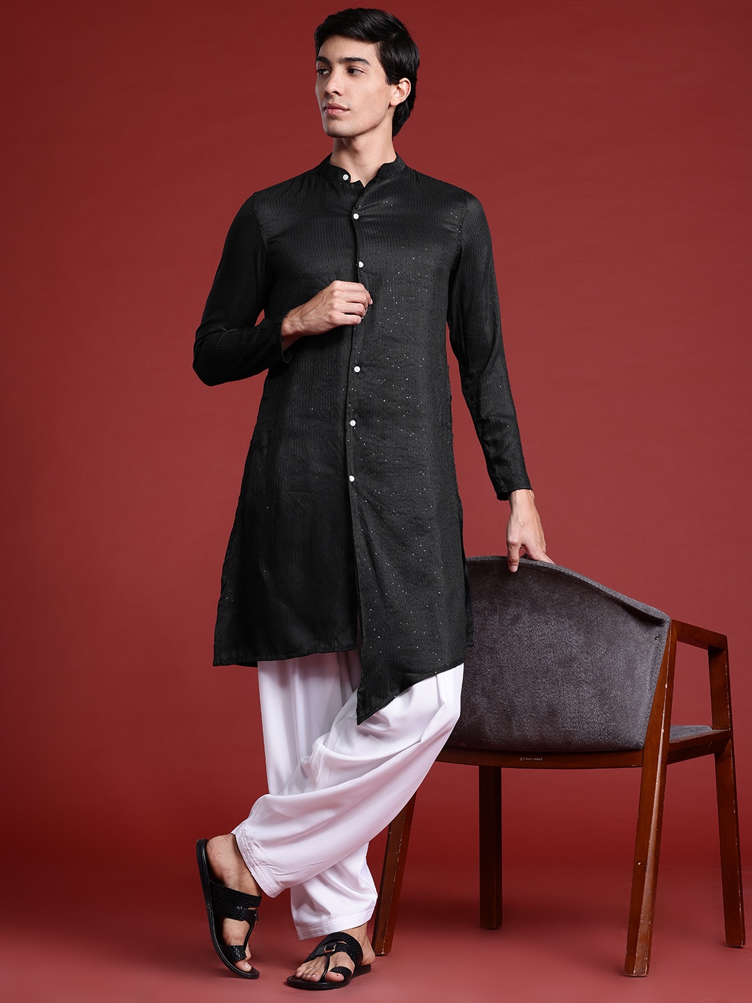 

Anouk Tyohaar Collection Sequinned Asymmetric Kurta, Black