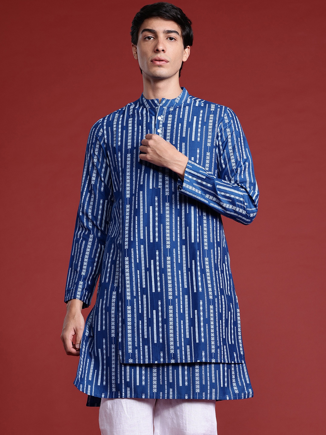 

Anouk Geometric Print Layered Kurta, Blue