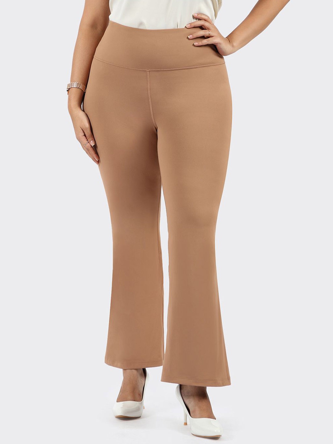 

Blissclub Women Flared High-Rise Trousers, Camel brown