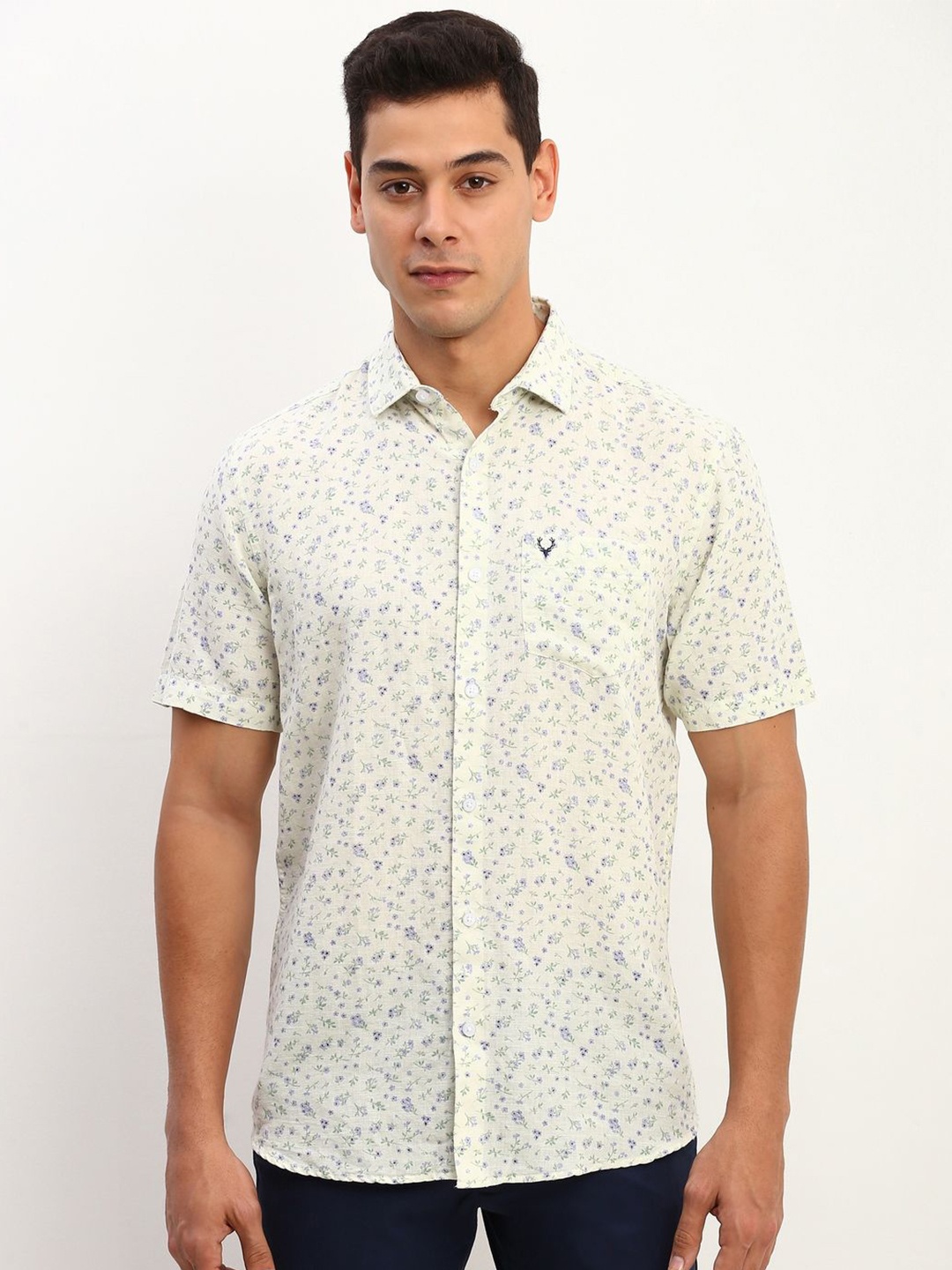 

Allen Solly Men Floral Printed Slim Fit Casual Shirt, Green