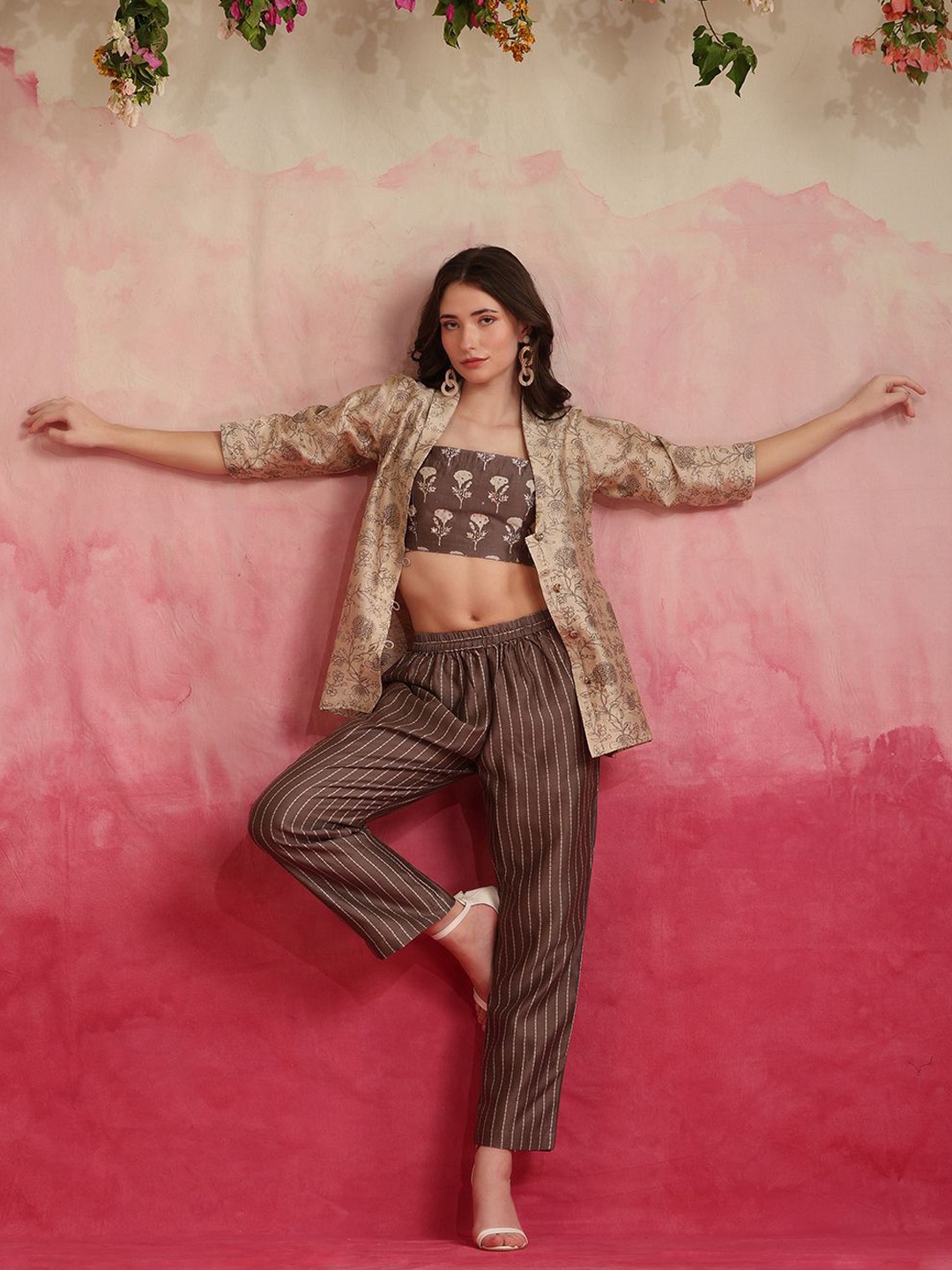 

Khushal K Floral Printed Crop Top With Trousers & Jacket, Brown