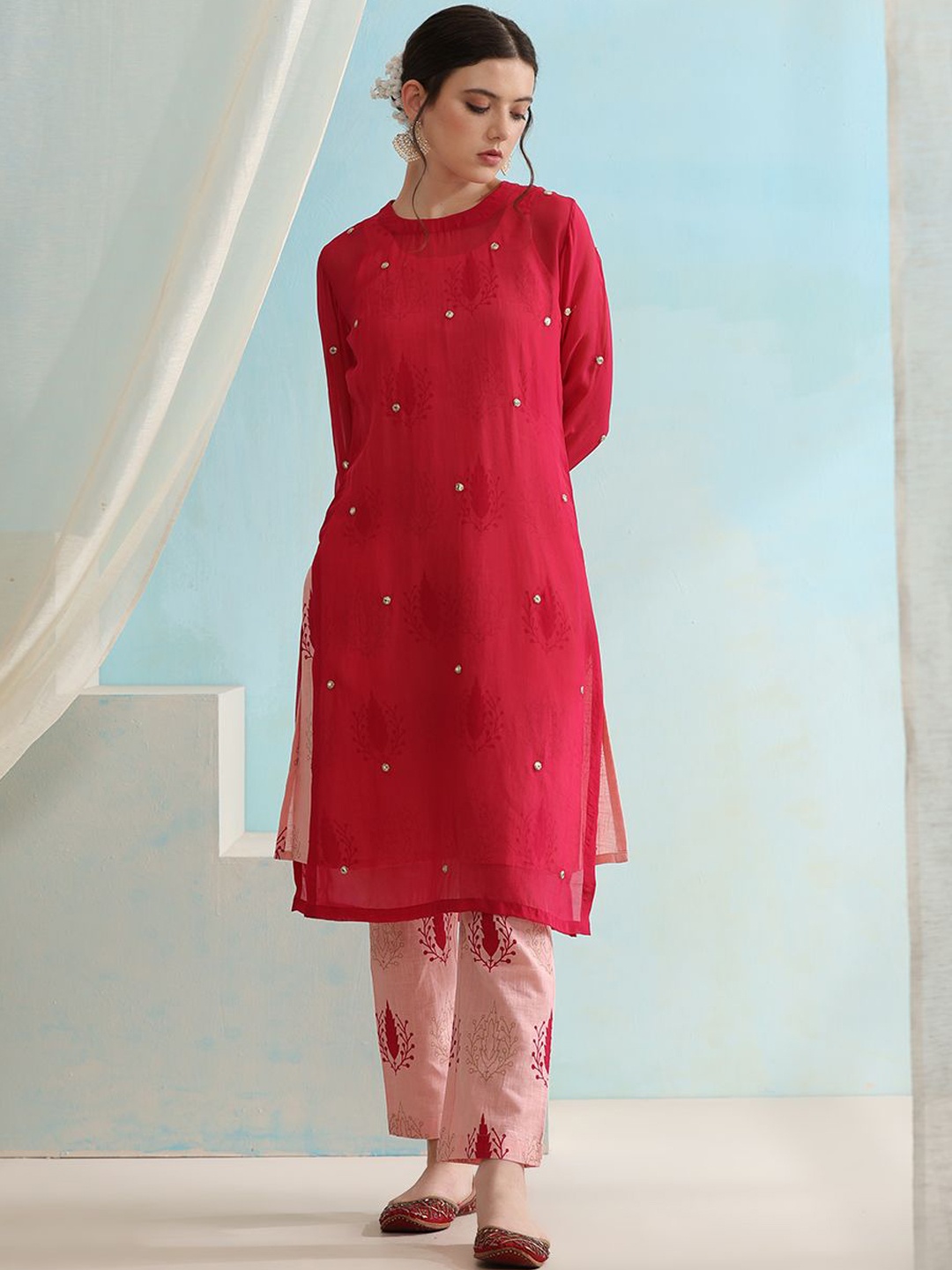 

Khushal K Printed Pure Cotton Tunic & Trousers With Shrug, Pink