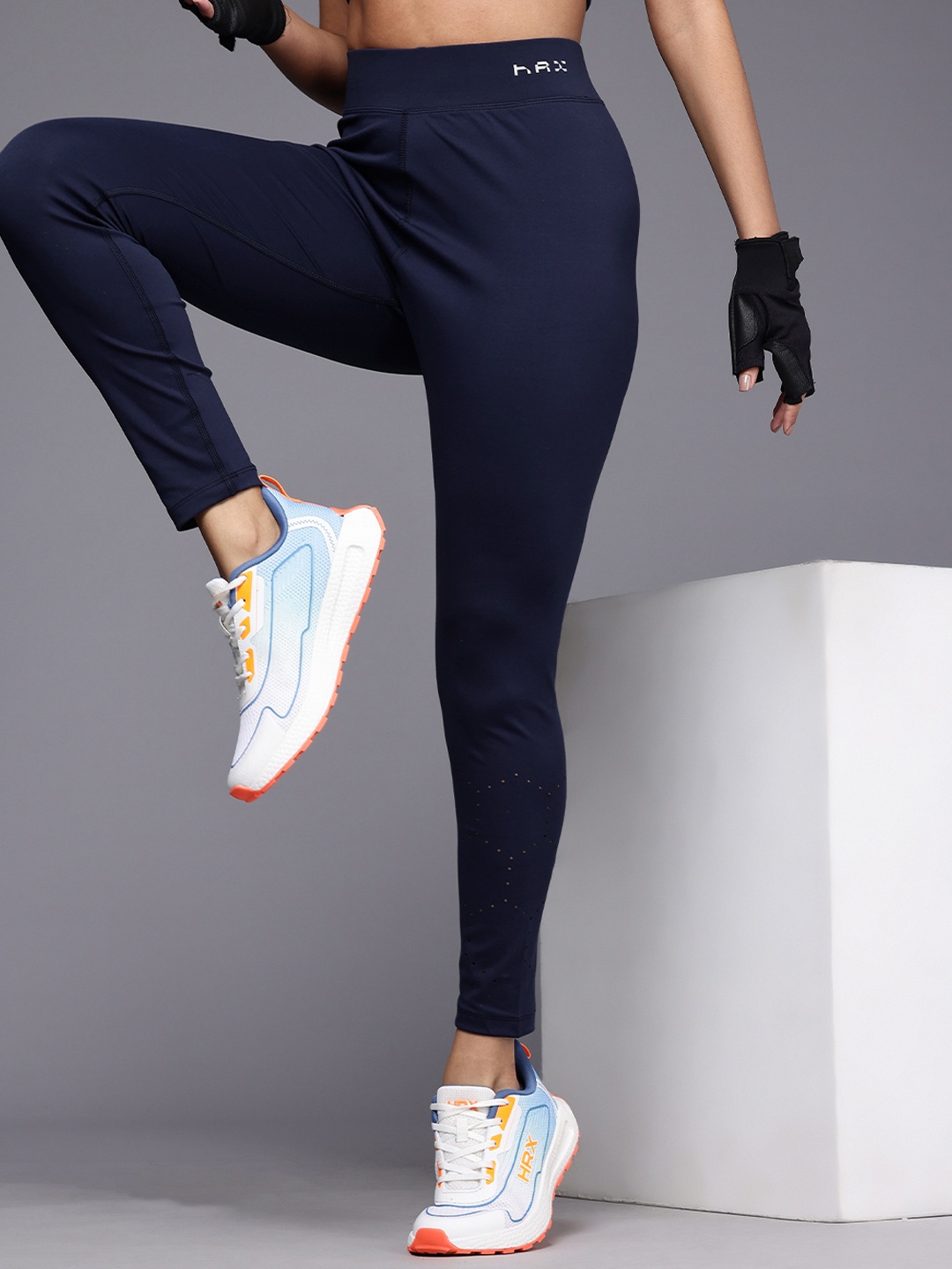 

HRX by Hrithik Roshan Women PERFORMANCEBONDED Rapid-Dry Training Tights_KT7912_03, Navy blue