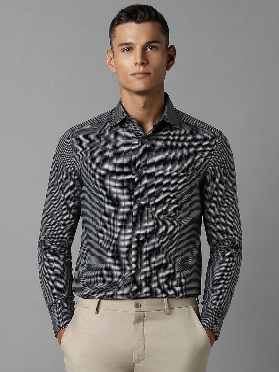 

Louis Philippe Men Micro Ditsy Printed Pure Cotton Formal Classic Fit Shirt, Black