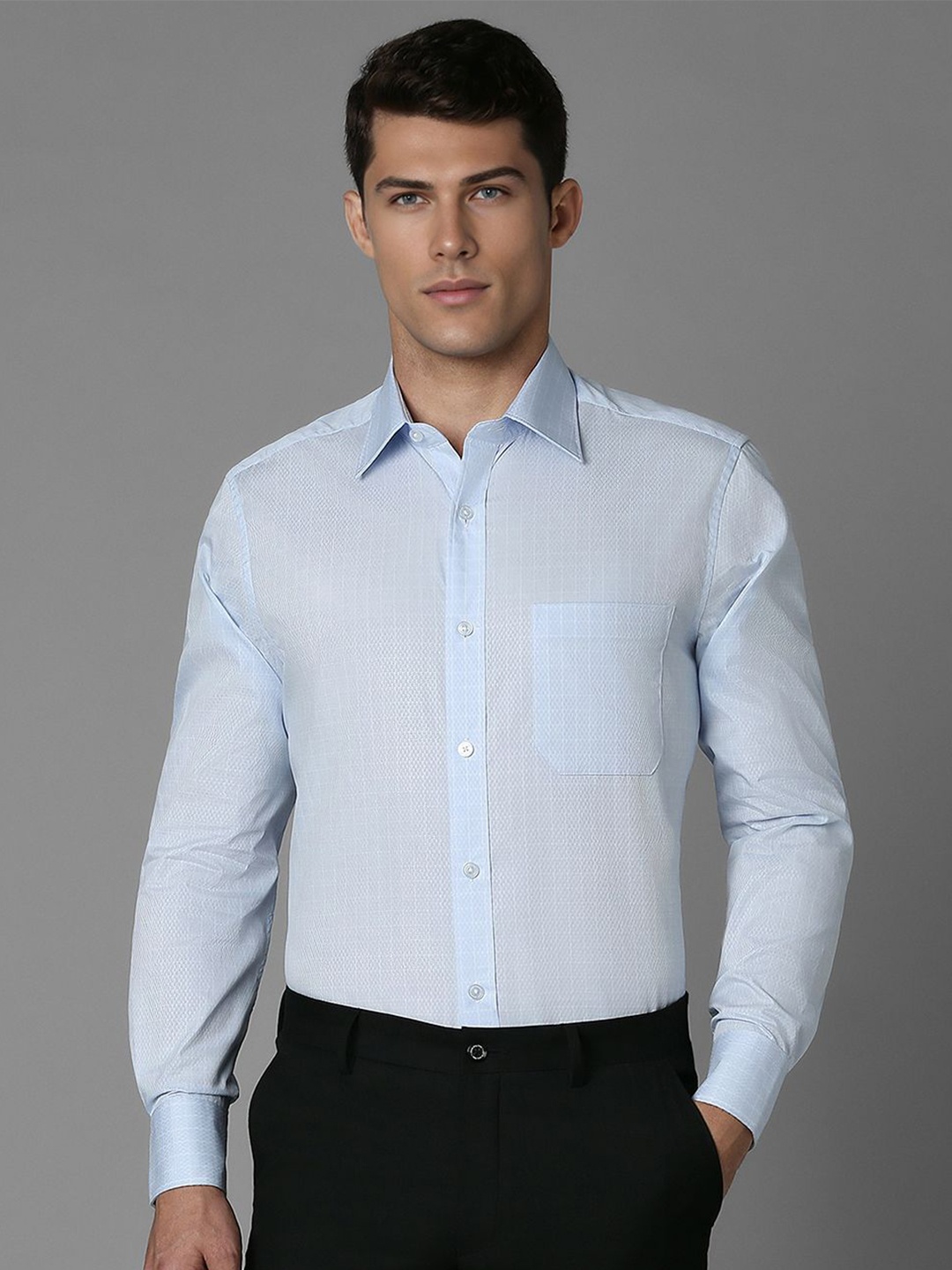 

Louis Philippe Men Solid Pure Cotton Formal Shirt, Blue