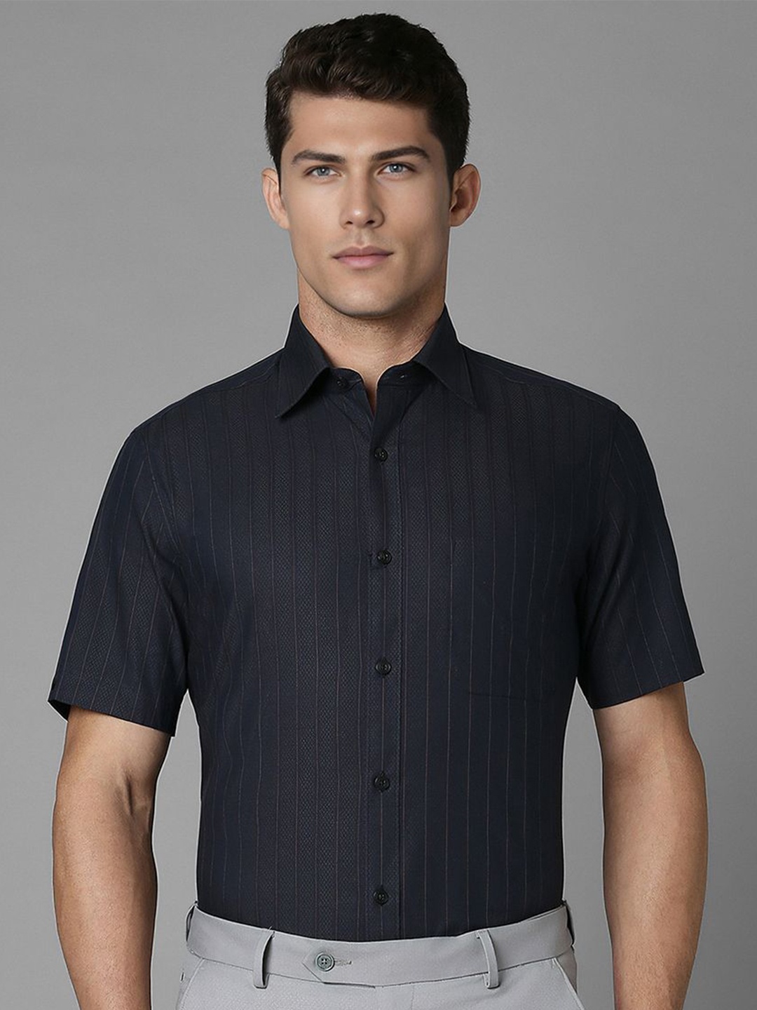 

Louis Philippe Men Striped Formal Pure Cotton Classic Fit Shirt, Navy blue