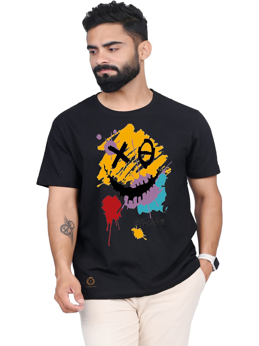

TAJNAN Men Graphic Printed Round Neck T-shirt, Black