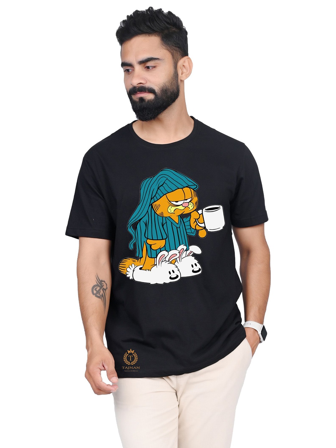 

TAJNAN Men Garfield Graphic Printed Round Neck T-shirt, Black