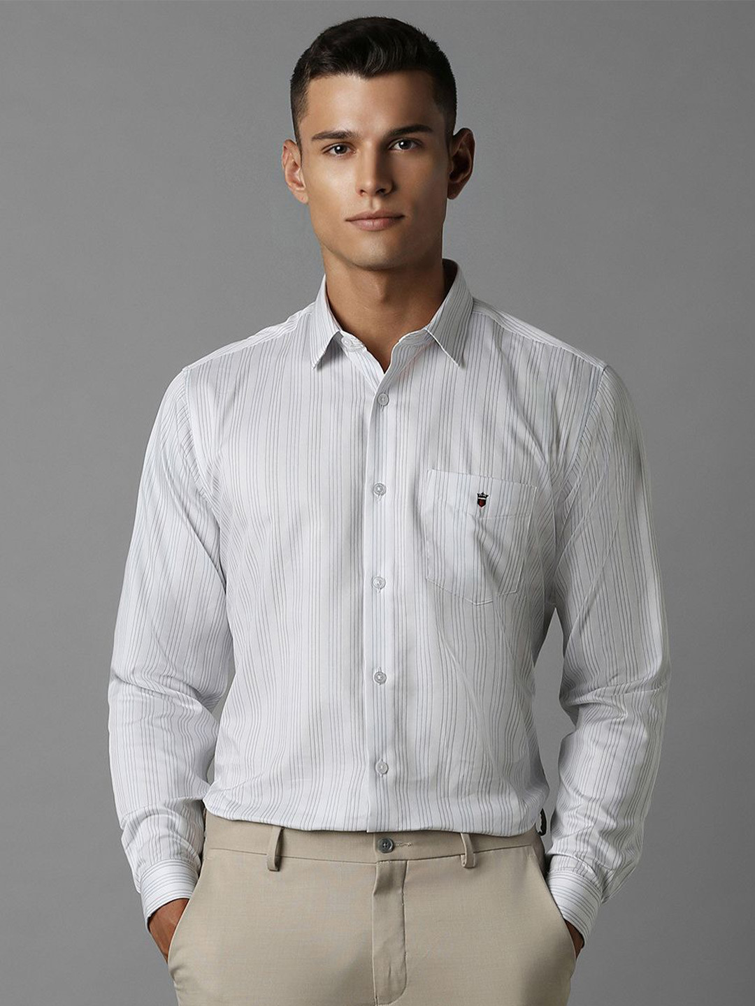 

Louis Philippe Sport Men Slim Fit Opaque Striped Casual Shirt LYSFLSLP864395-White