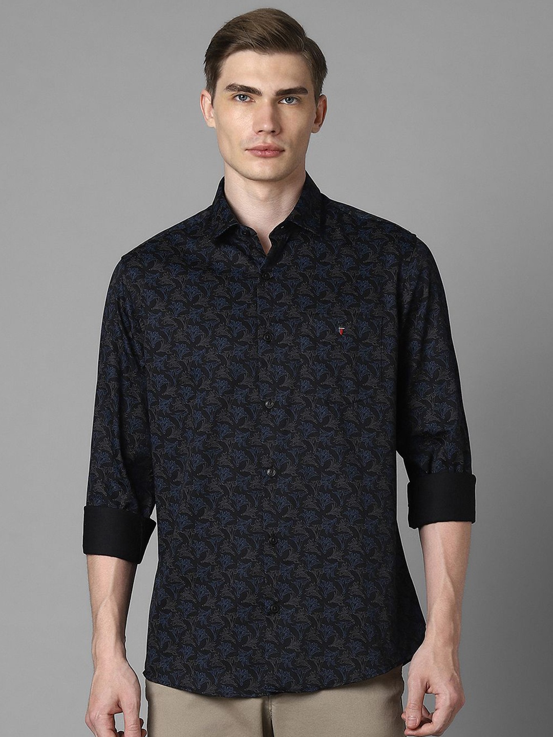 

Louis Philippe Sport Men Slim Fit Printed Cotton Casual Shirt, Black