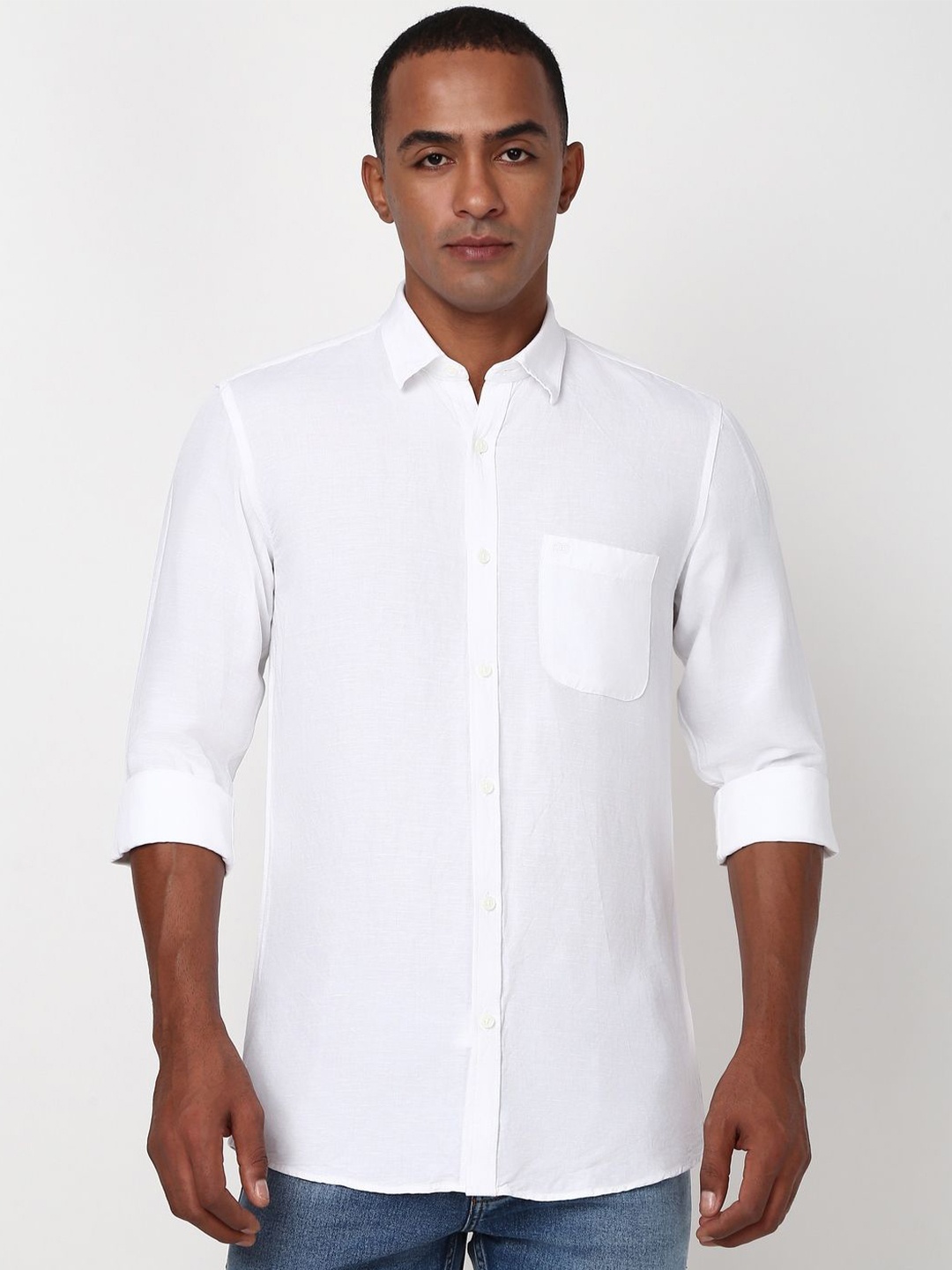 

Peter England Casuals Men Slim Fit Casual Shirt, White