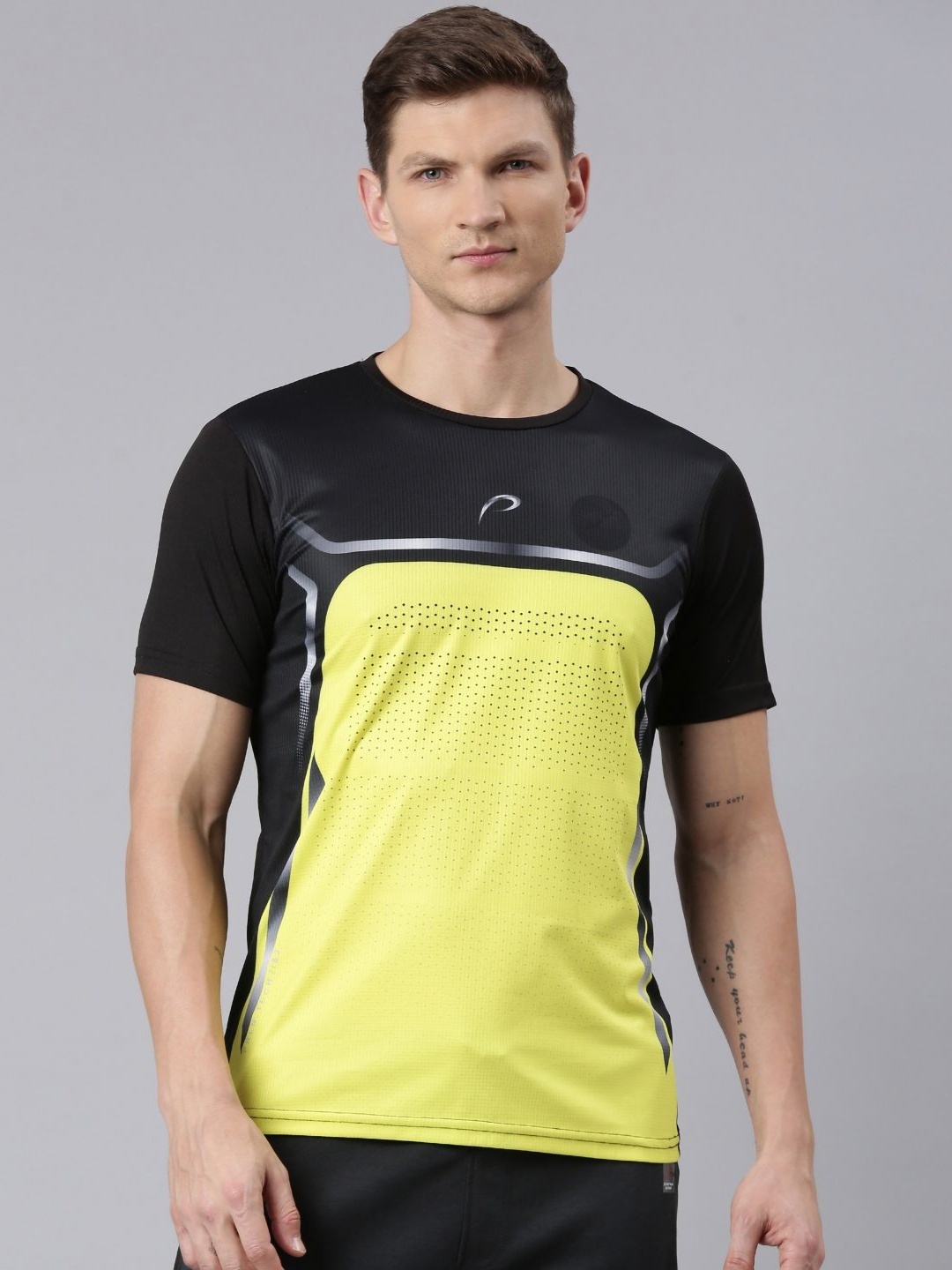 

Proline Men Colourblocked Pockets T-shirt, Black