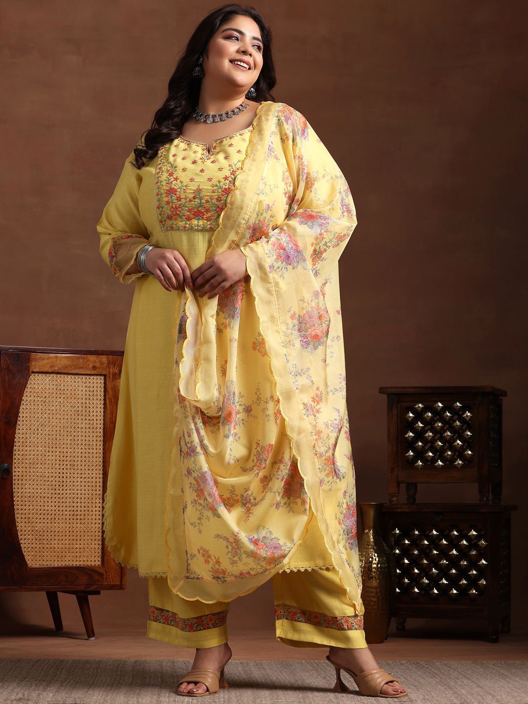 

EXTRA LOVE BY LIBAS Plus Size Ethnic Motifs Thread Work Kurta & Trousers & Dupatta, Yellow