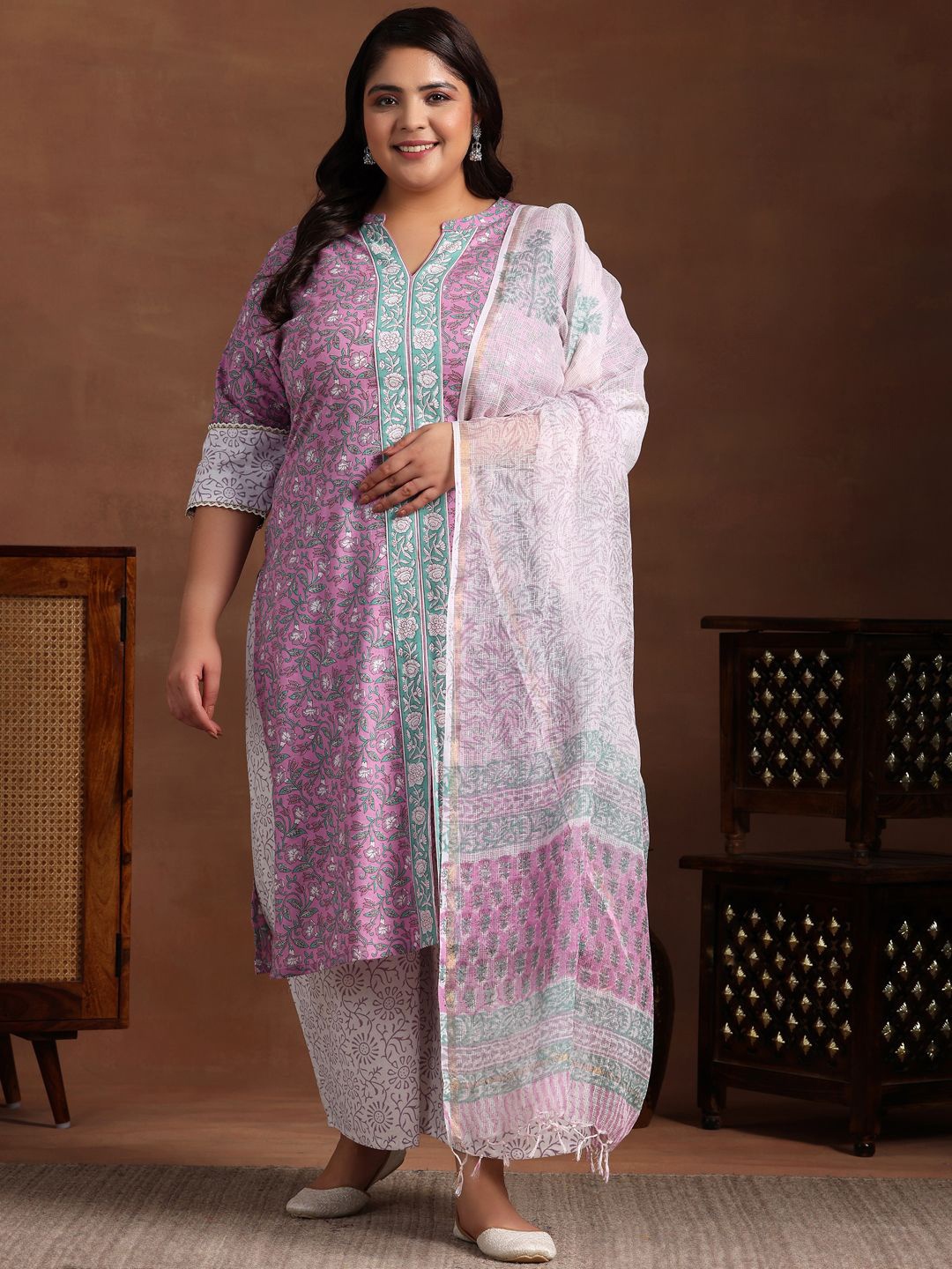 

EXTRA LOVE BY LIBAS Plus Size Floral Printed Pure Cotton Kurta with Palazoos & Dupatta, Pink