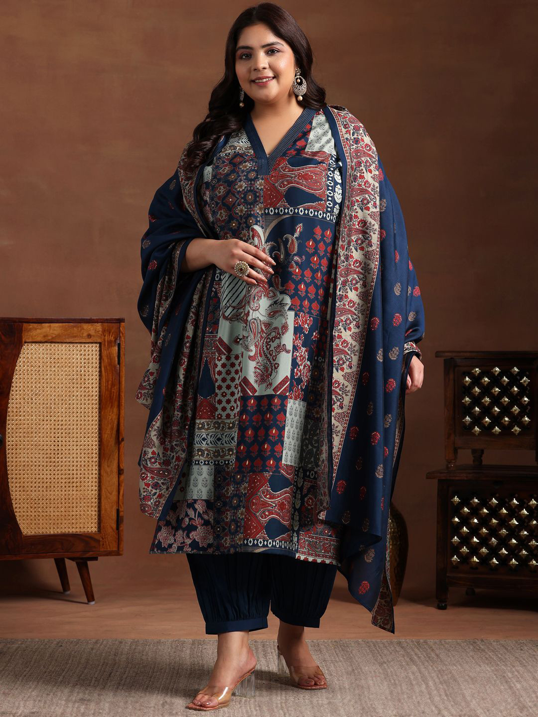 

EXTRA LOVE BY LIBAS Plus Size Ethnic Motif Printed Straight Kurta with Salwar & Dupatta, Blue