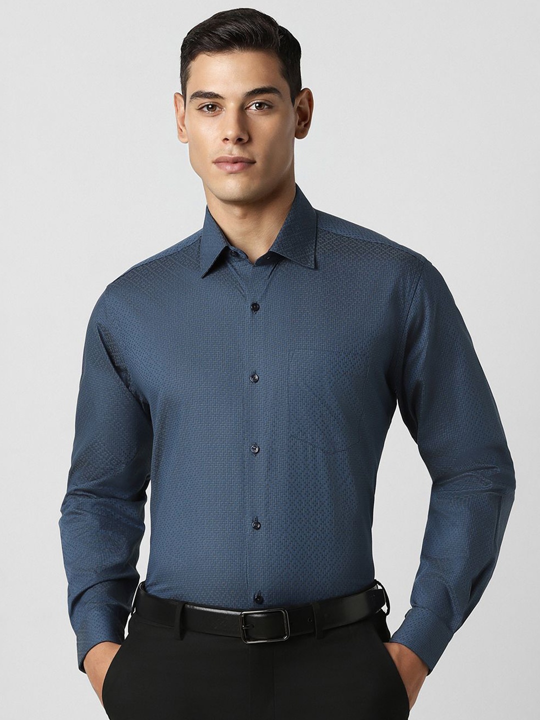 

Van Heusen Men Micro Ditsy Printed Cotton Formal Shirt, Navy blue