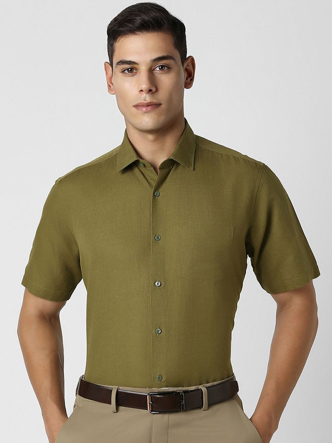 

Van Heusen Men Solid Casual Shirt, Olive