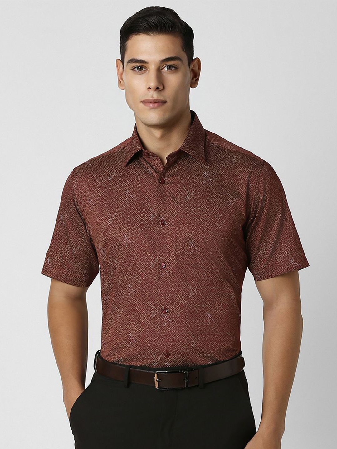 

Van Heusen Men Opaque Floral Printed Spread Collar Party Pure Cotton Shirt, Maroon