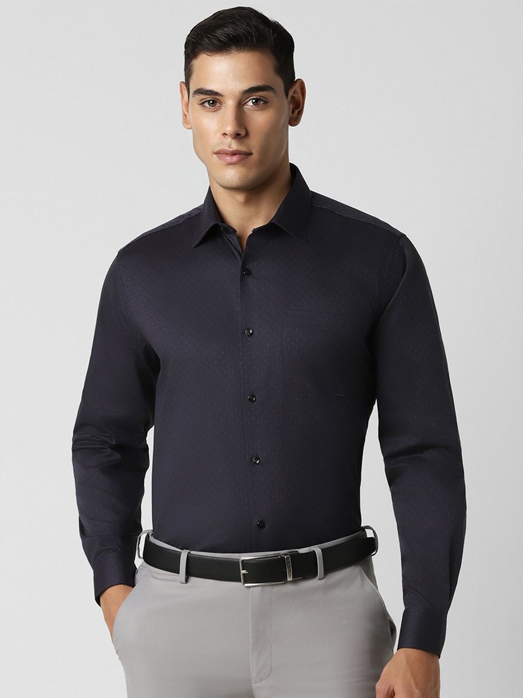 

Van Heusen Men Micro Ditsy Printed Cotton Formal Shirt, Black