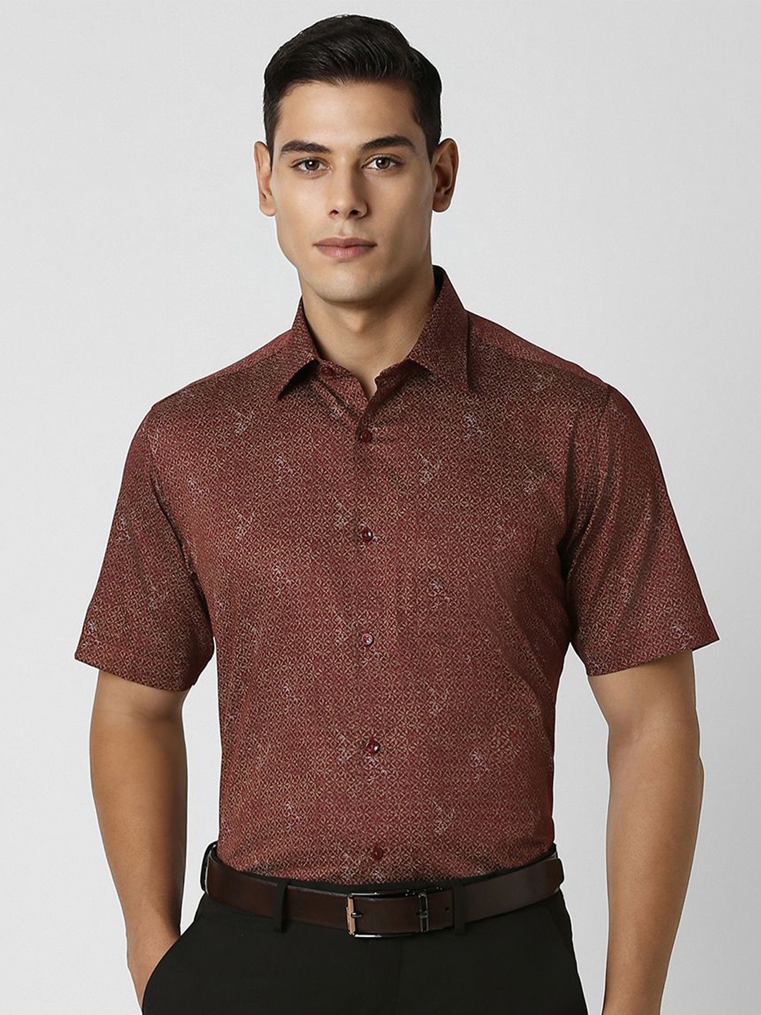 

Van Heusen Men Opaque Floral Printed Spread Collar Party Pure Cotton Shirt, Maroon