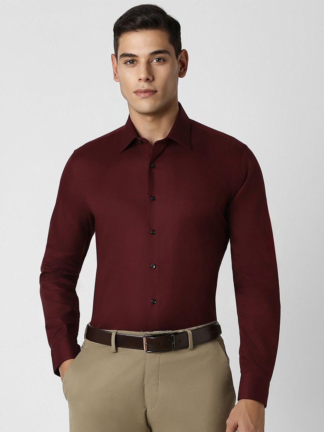 

Van Heusen Men Opaque Solid Spread Collar Party Pure Cotton Shirt, Maroon