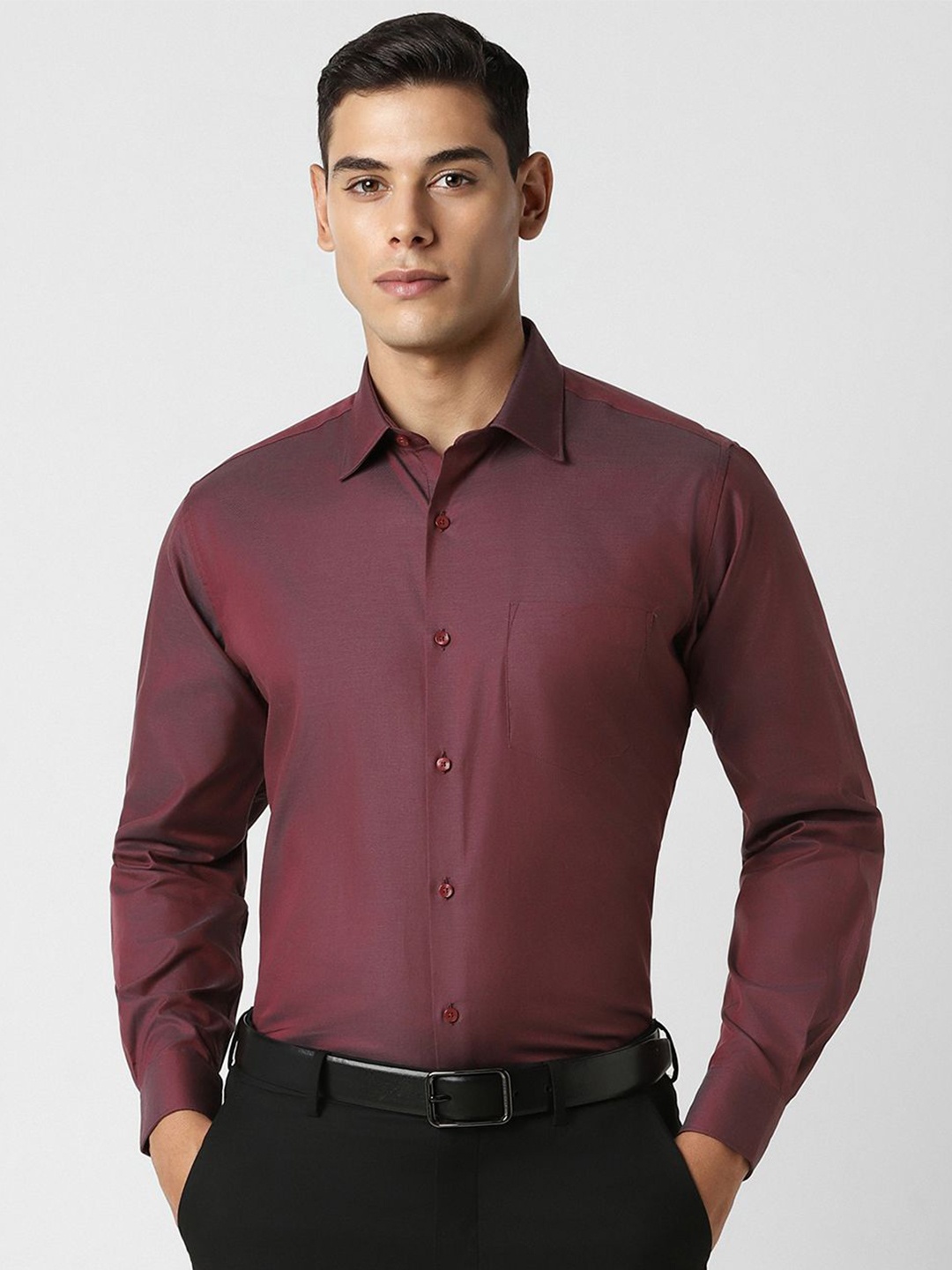 

Van Heusen Men Opaque Solid Spread Collar Party Pure Cotton Shirt, Maroon