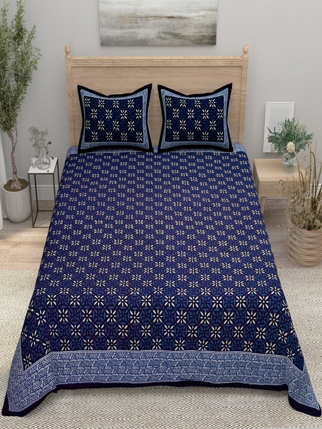 

Aura Blue & White Floral Printed 144 TC Pure Cototn King Bedsheet & 2 Pillow Covers
