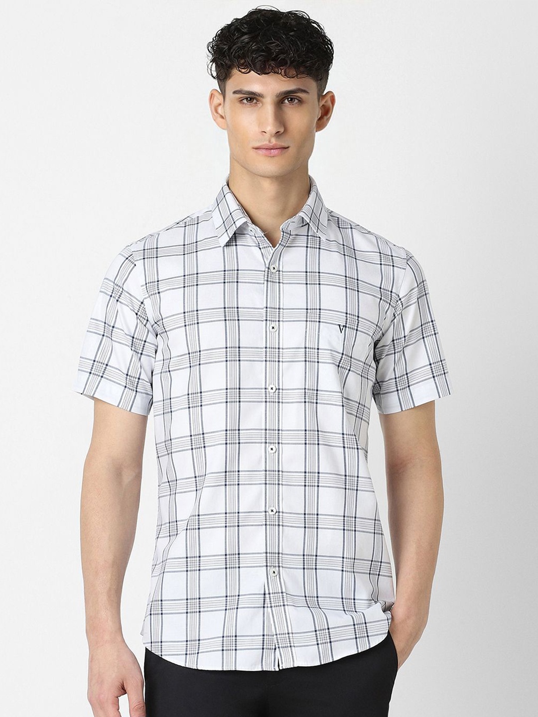 

Van Heusen Sport Men Slim Fit Opaque Checked Cotton Casual Shirt, White