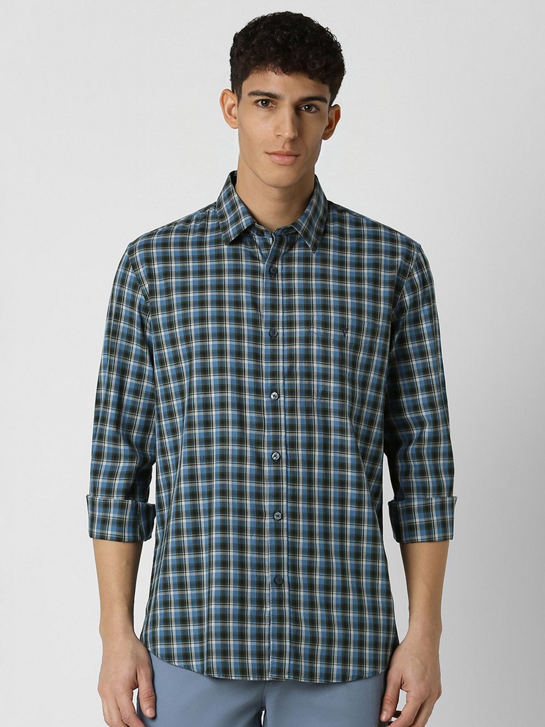 

Van Heusen Sport Men Checked Slim Fit Pure Cotton Casual Shirt, Blue