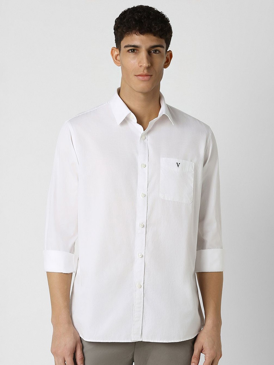 

Van Heusen Sport Men Solid Slim Fit Pure Cotton Casual Shirt, White