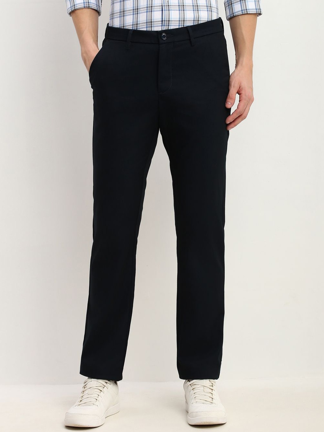 

Allen Solly Men Regular Fit Mid-Rise Trousers, Navy blue