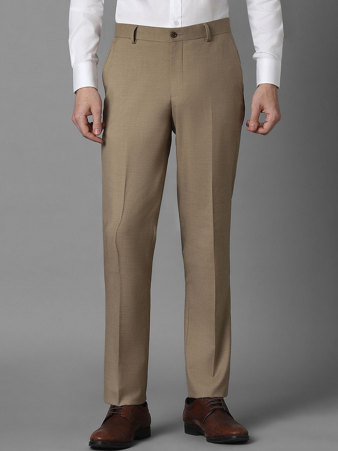 

Louis Philippe Men Slim Fit Trousers, Brown