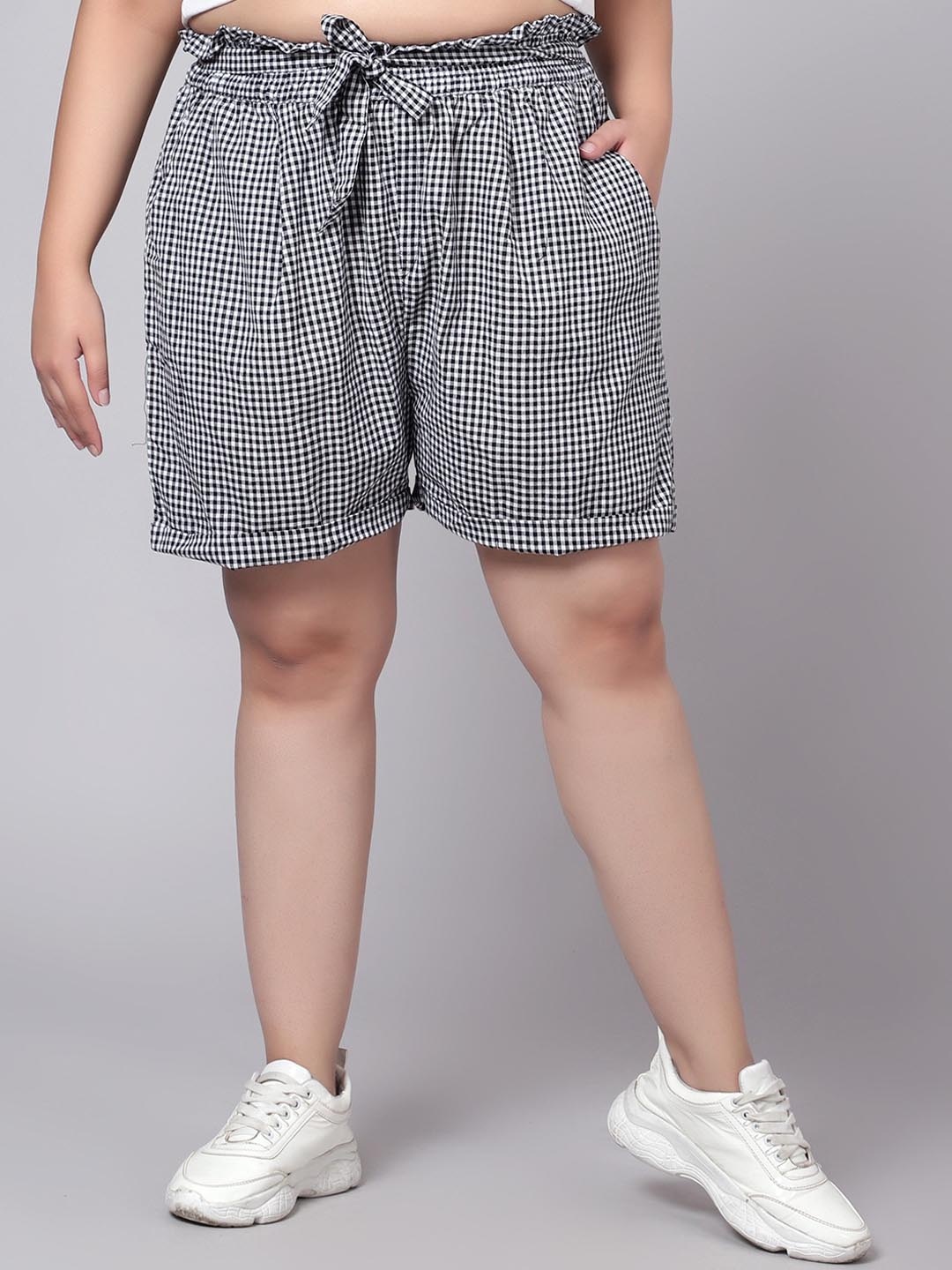 

Indietoga Women Plus Size Checked Cotton Shorts, Black