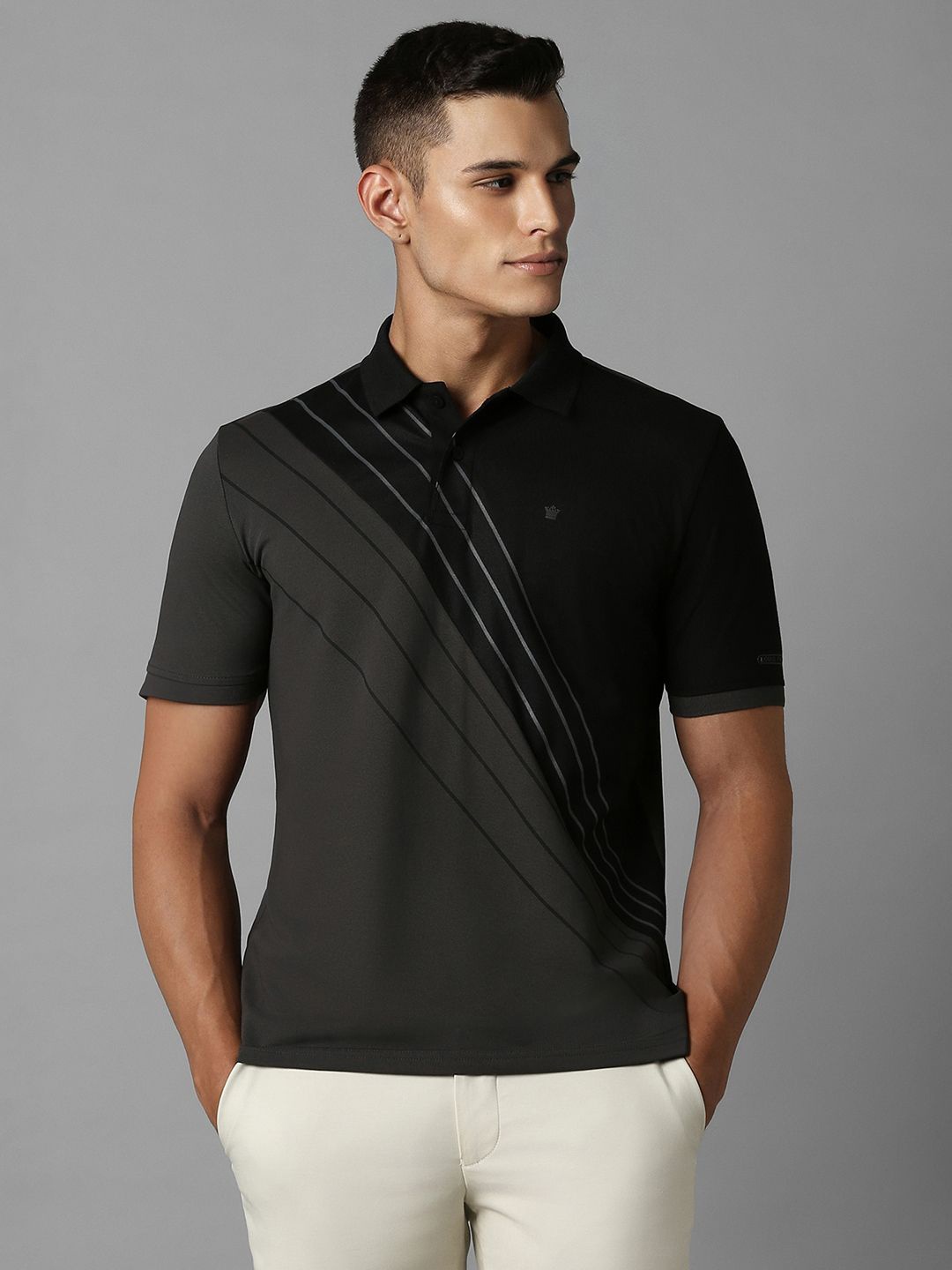 

Louis Philippe Men Colourblocked Polo Collar T-shirt, Black