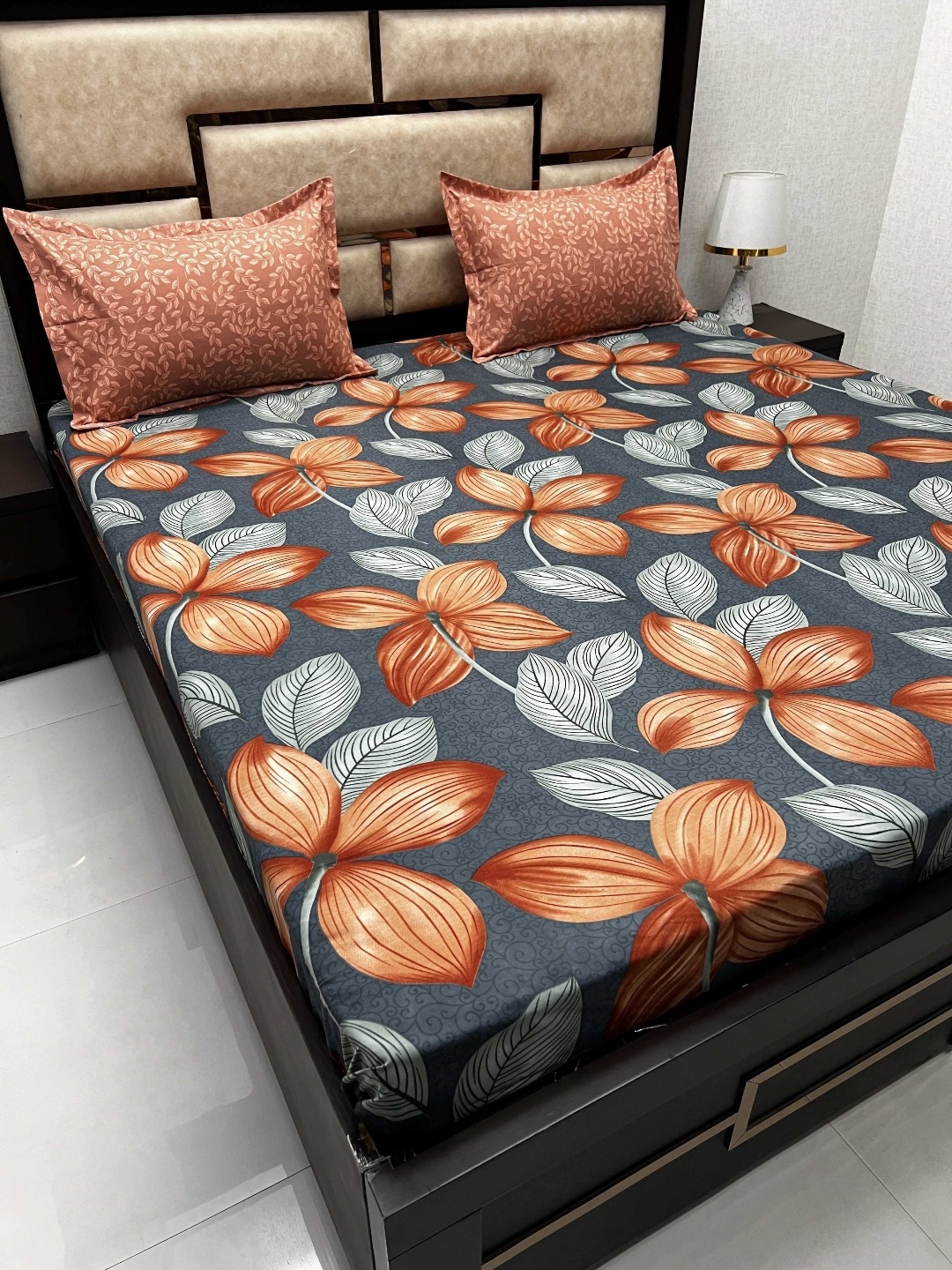 

Pure Decor Grey & Orange Floral Cotton 260 TC King Bedsheet with 2 Pillow Covers