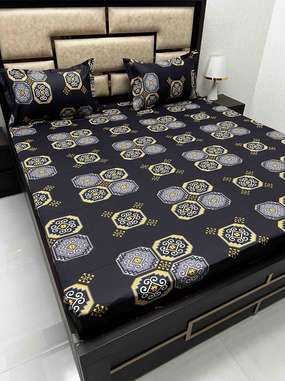 

Pure Decor Black Ethnic Motifs 300 TC Pure Cotton King Bedsheet with 2 Pillow Covers