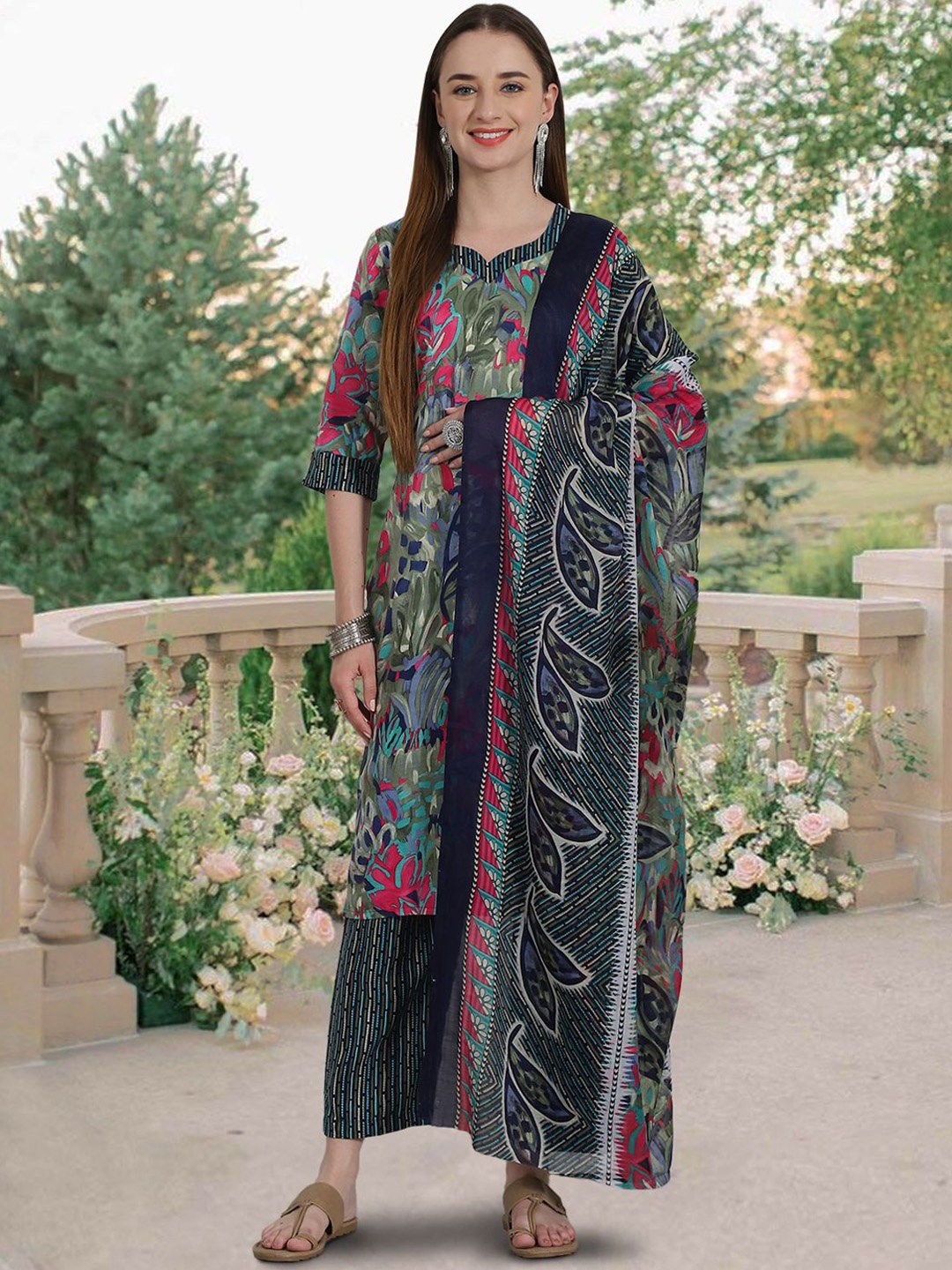 

7Threads Floral Printed Pure Cotton Straight Kurta With Palazzos & Dupatta, Green