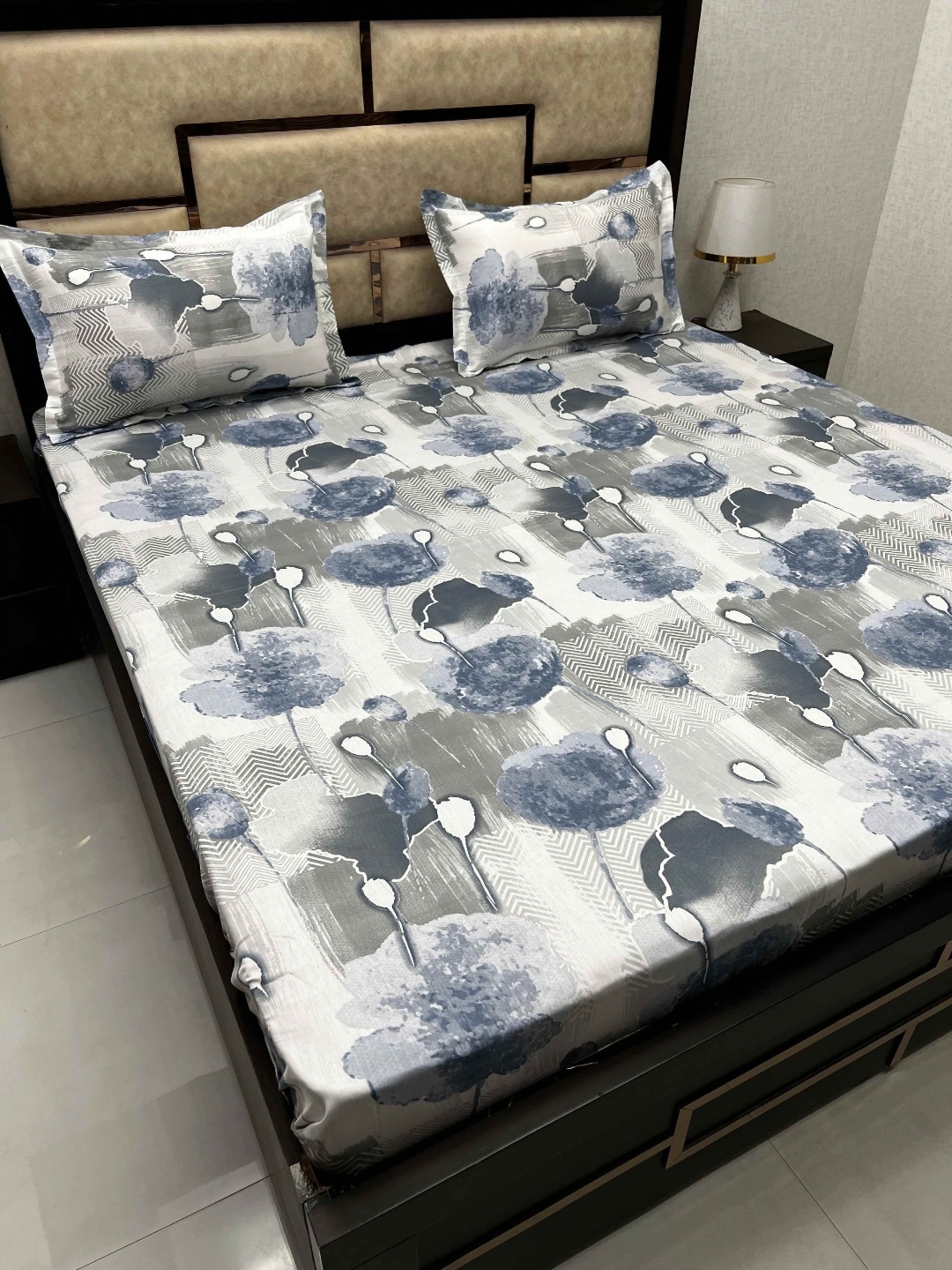 

Pure Decor Blue & Grey Cotton 300 TC King Bedsheet with 2 Pillow Covers