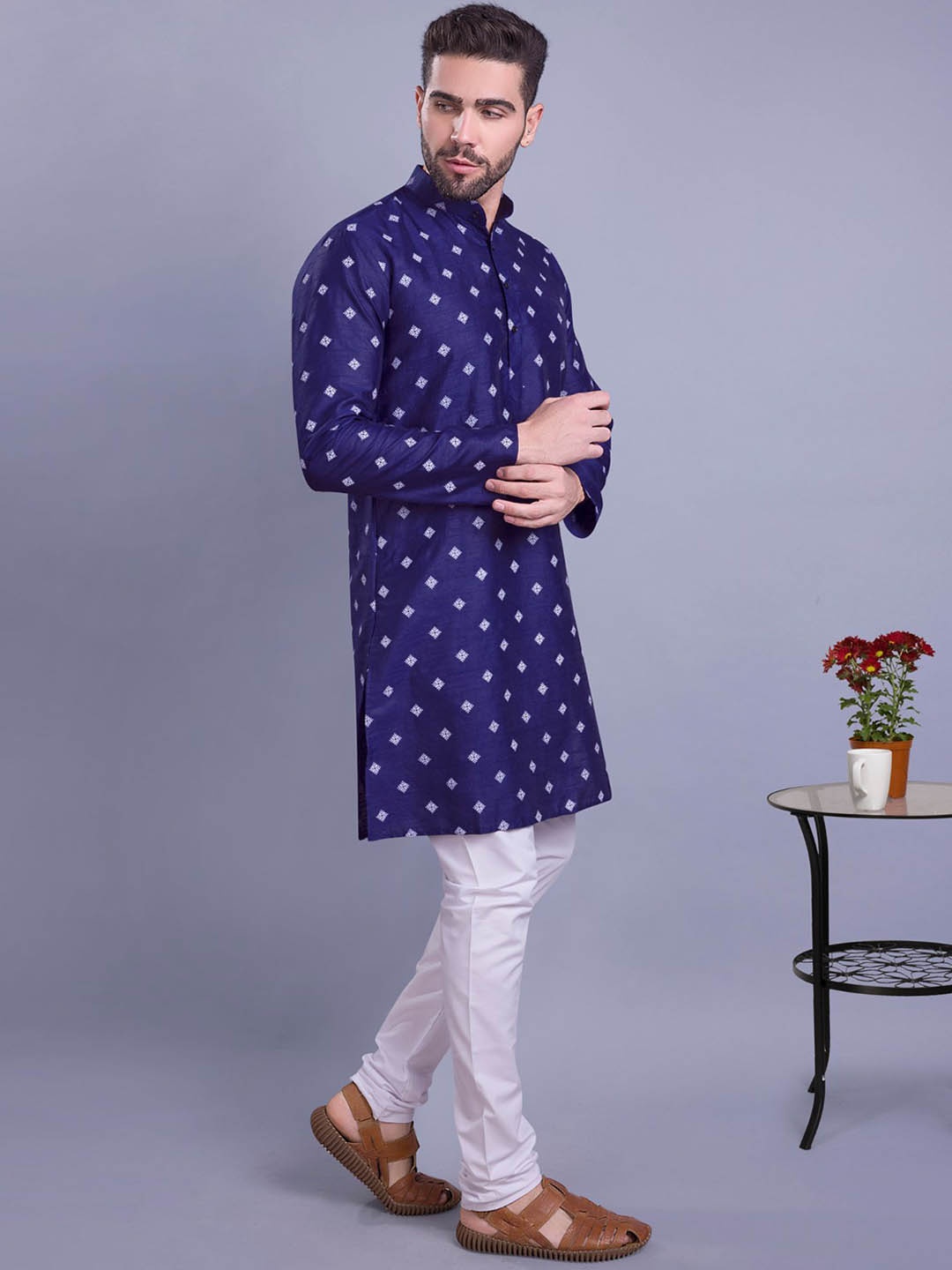 

SHIWAM ETHNIX Mandarin Collar Printed Regular Straight Kurta with Pyjamas, Navy blue