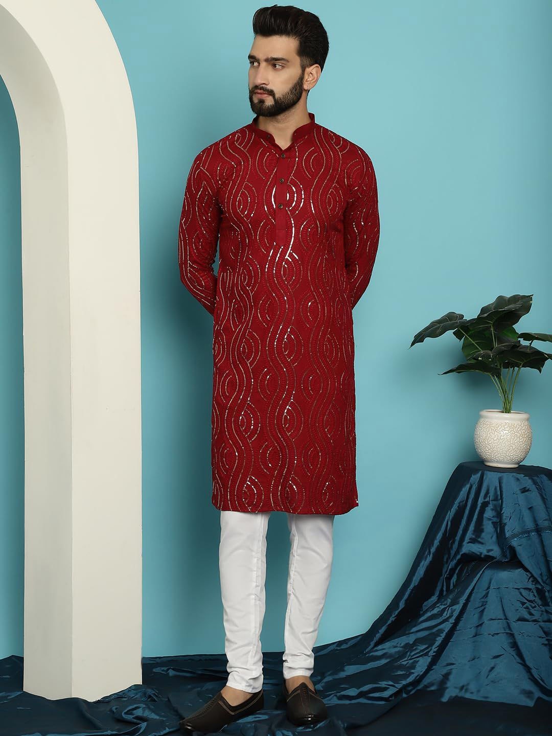 

Nimidiya Geometric Embroidered Mandarin Collar Sequinned Straight Kurta With Pyjama, Maroon