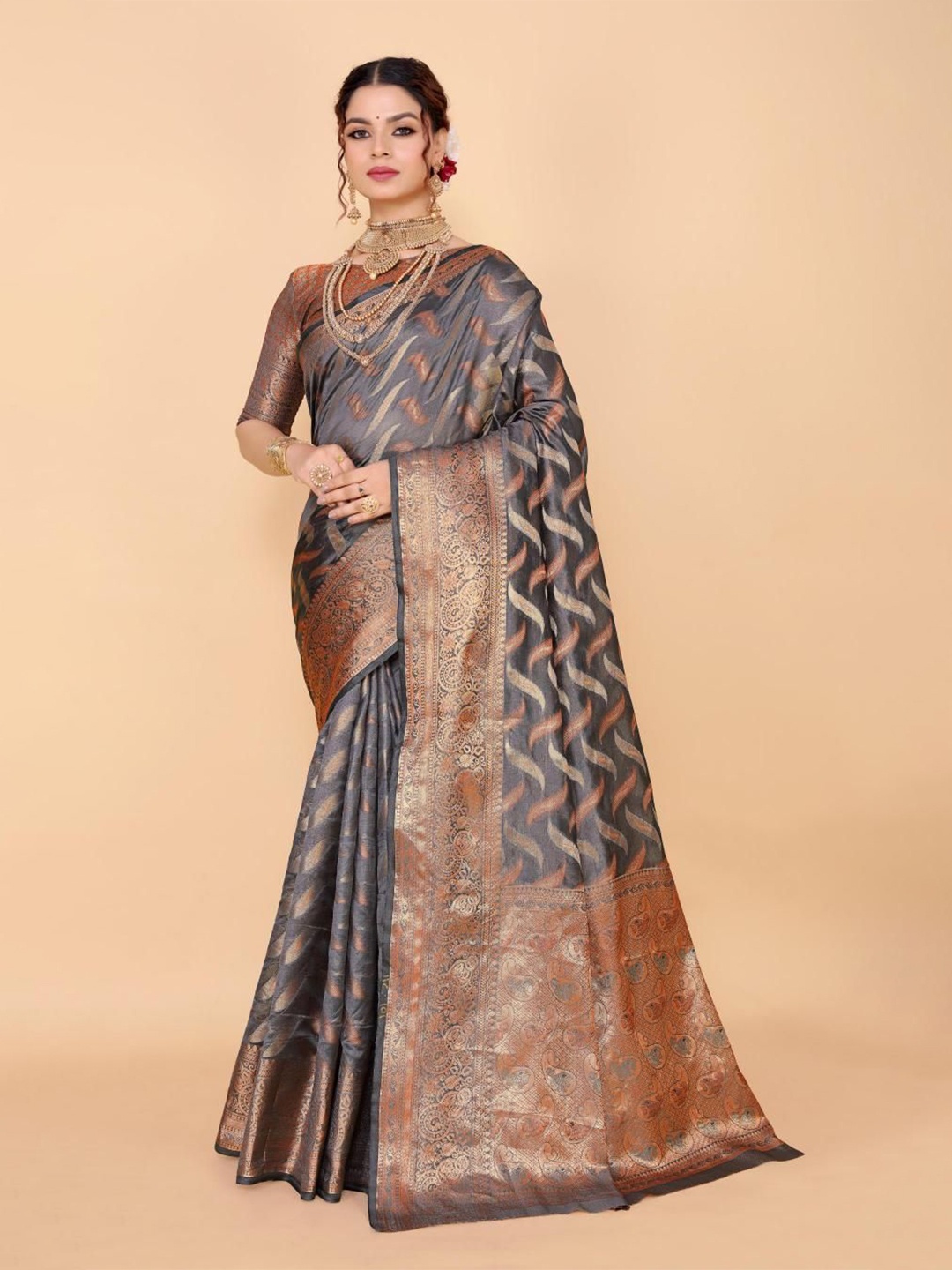 

AKSH FASHION Woven Design Zari Saree, Grey