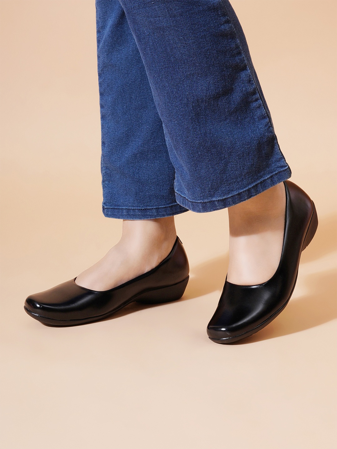 

PLANET WALK Work Wedge Pumps, Black