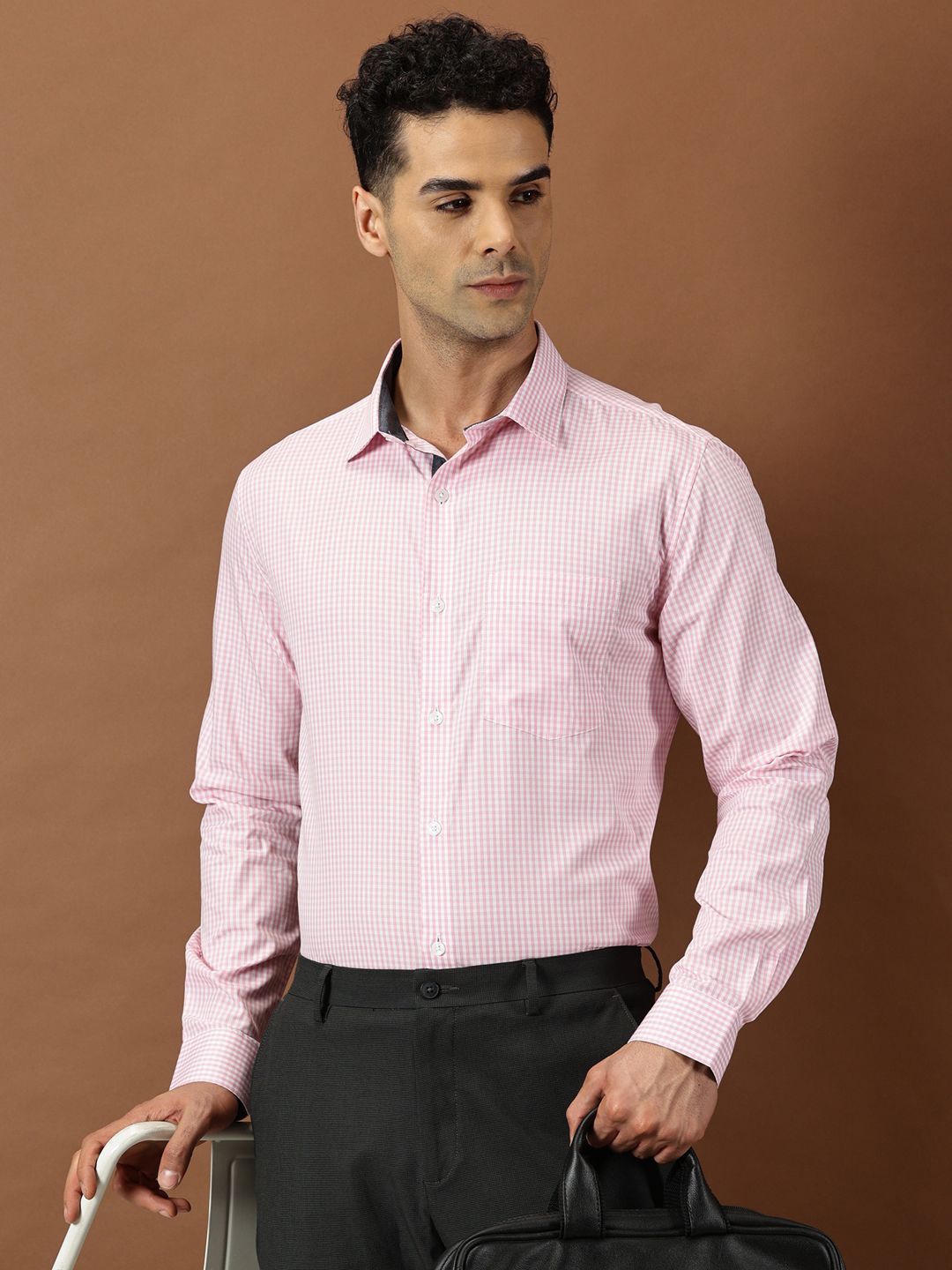 

INVICTUS Men Original Gingham Checks Checked Cotton Formal Shirt, White