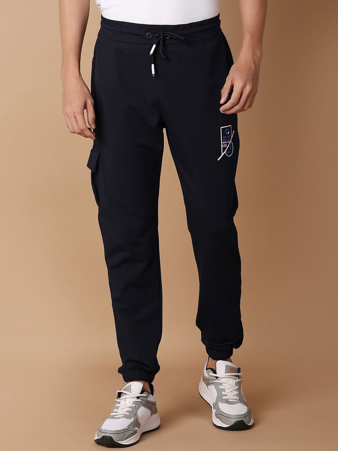 

V-Mart Men Mid-Rise Cotton Joggers, Navy blue
